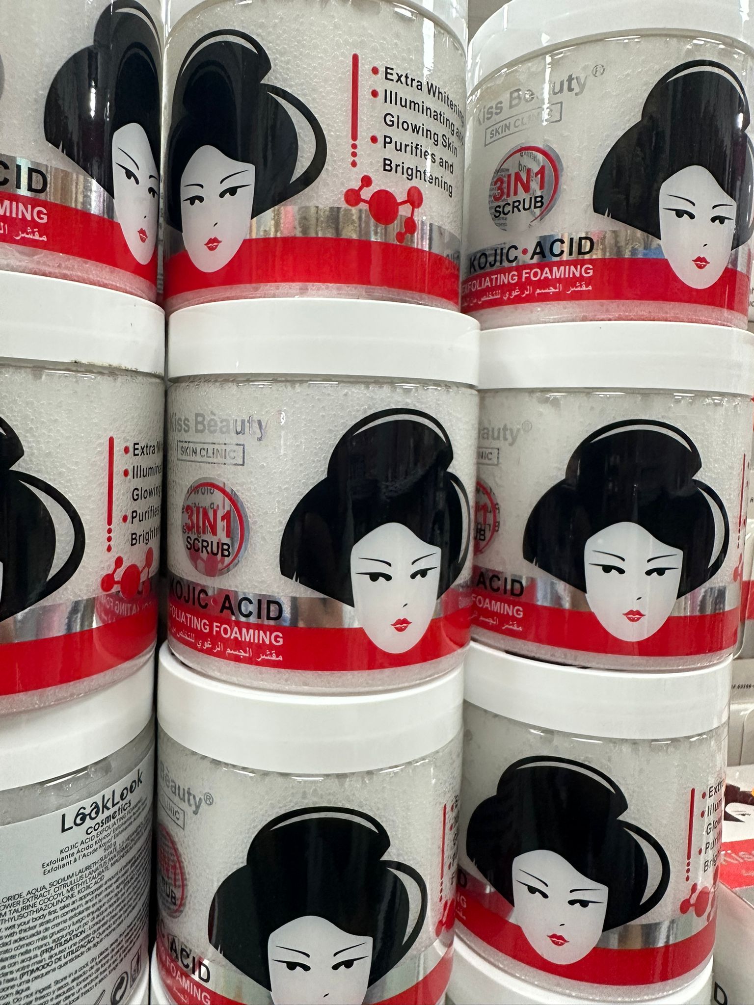 Exfoliante Corporal Espumoso con Ácido Kójico